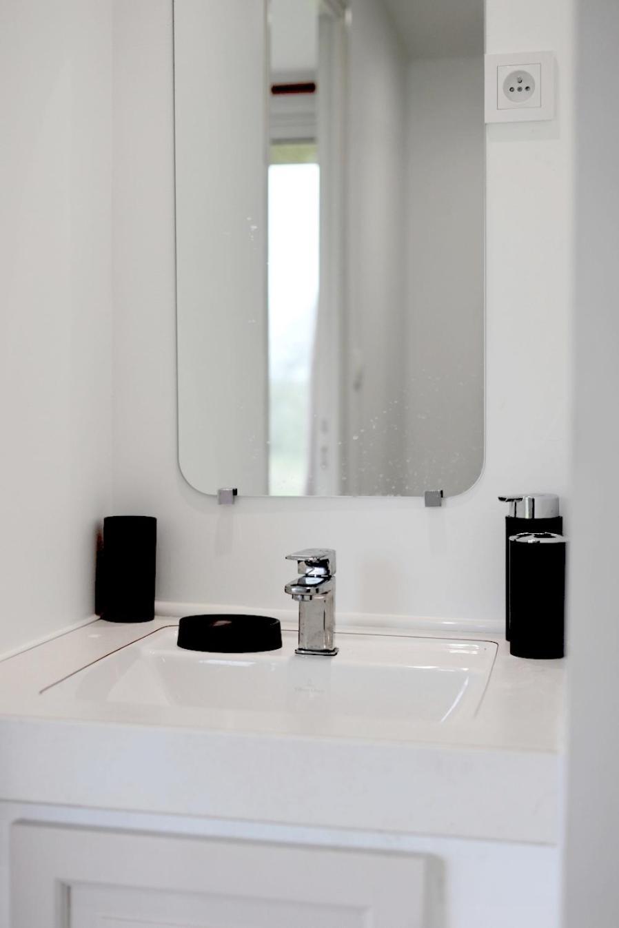 Domaine De La Tranquillite R Apartment Noyal-Muzillac Bagian luar foto